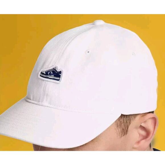 Nike Club Unstructured Dunk Low Patch Cap Adult Size M/L White Blue Dunk NWT - Picture 3 of 6
